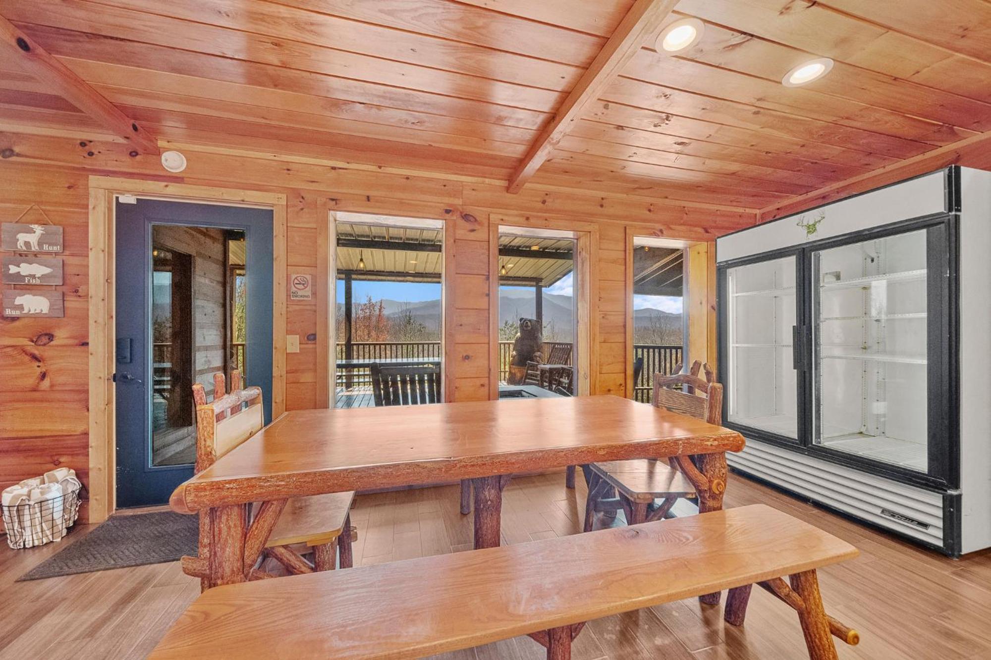 Stairway To Heaven Cabin By Staycating Gatlinburg Extérieur photo